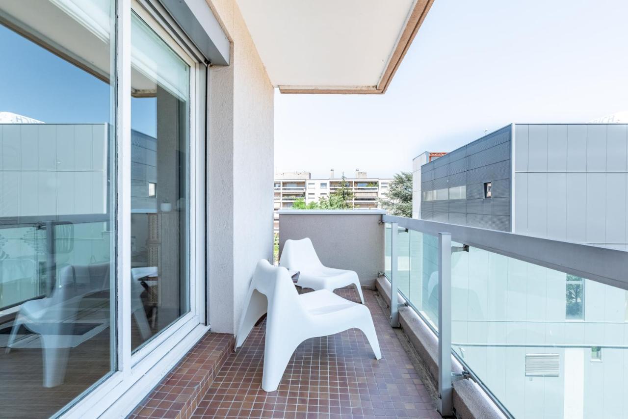 Le Nid Des Cedres - Magnifique Studio Terrasse Montplaisir Lyon Exterior foto